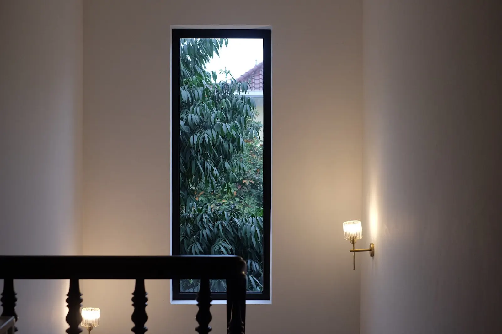 Cửa sổ lấy sáng tự nhiên trong phương án cải tạo nội thất